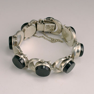 Antonio Pineda silver and black onyx bracelet with swivelling links