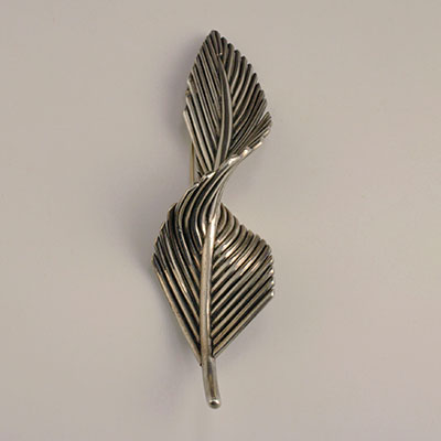 Antonio Pineda silver twisted feather pin brooch