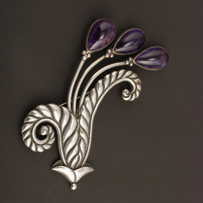 Los Castillo amethyst pin